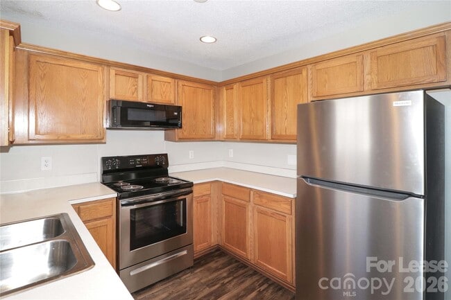 Building Photo - 771 Rebecca Jane Dr
