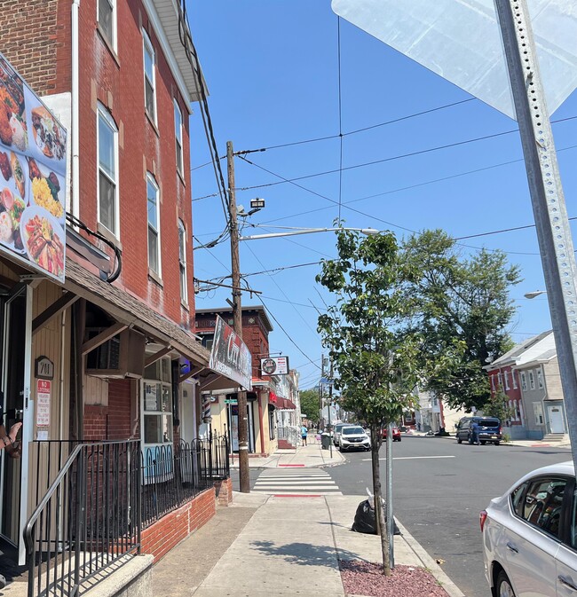 Building Photo - 701 Whittaker Ave