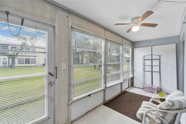 Building Photo - 7500 NW 5th Ct