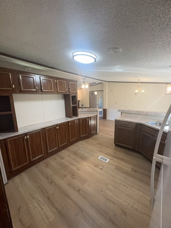 Building Photo - 1557 Catherine Lake Rd