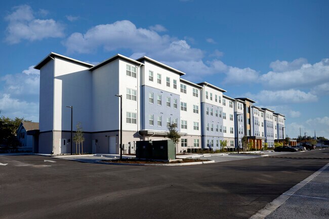 Building Photo - Zion Village