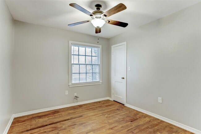 Building Photo - 3911 Law St