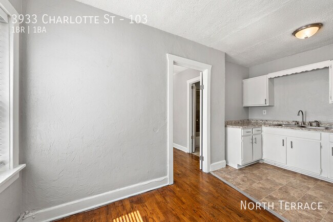 Building Photo - 3933 Charlotte St