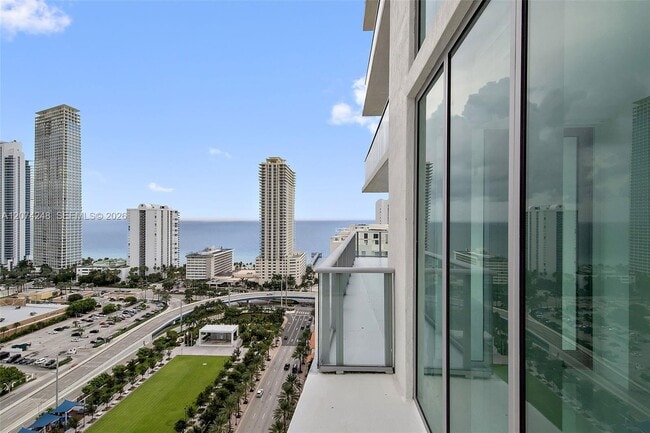 Building Photo - 300 Sunny Isles Blvd