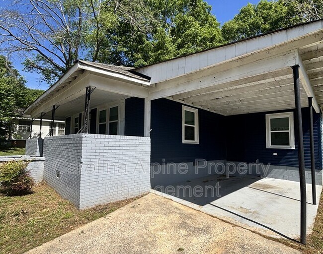 Building Photo - 604 W Elm St