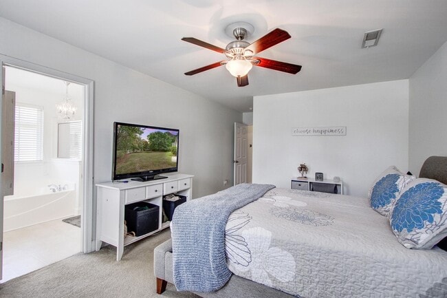 Building Photo - 9624 Scarborough court