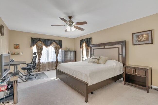 Building Photo - 49 Gordon Cir