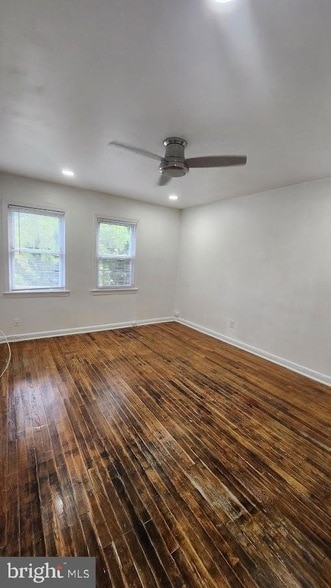 Building Photo - 1422 W Street SE Unit 2