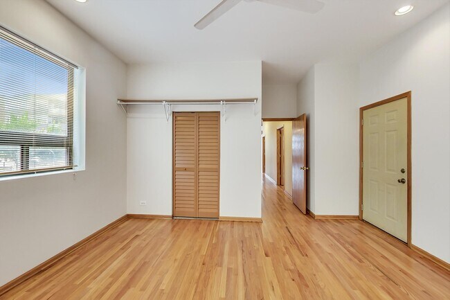 Building Photo - 1769 N Clybourn Ave