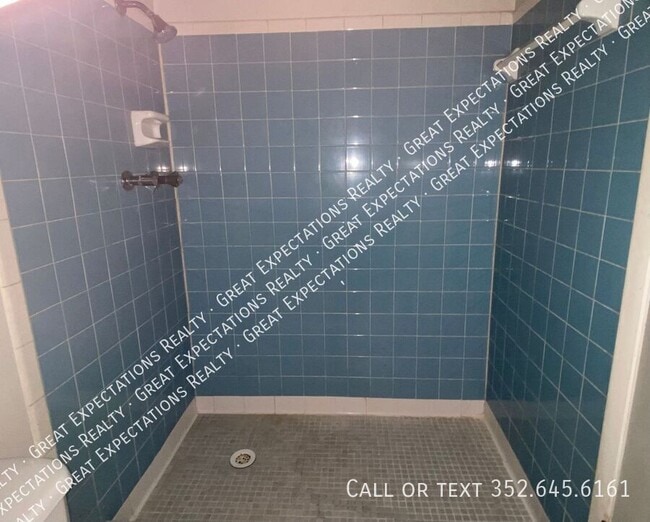 Building Photo - 2631 SW 33rd Ave