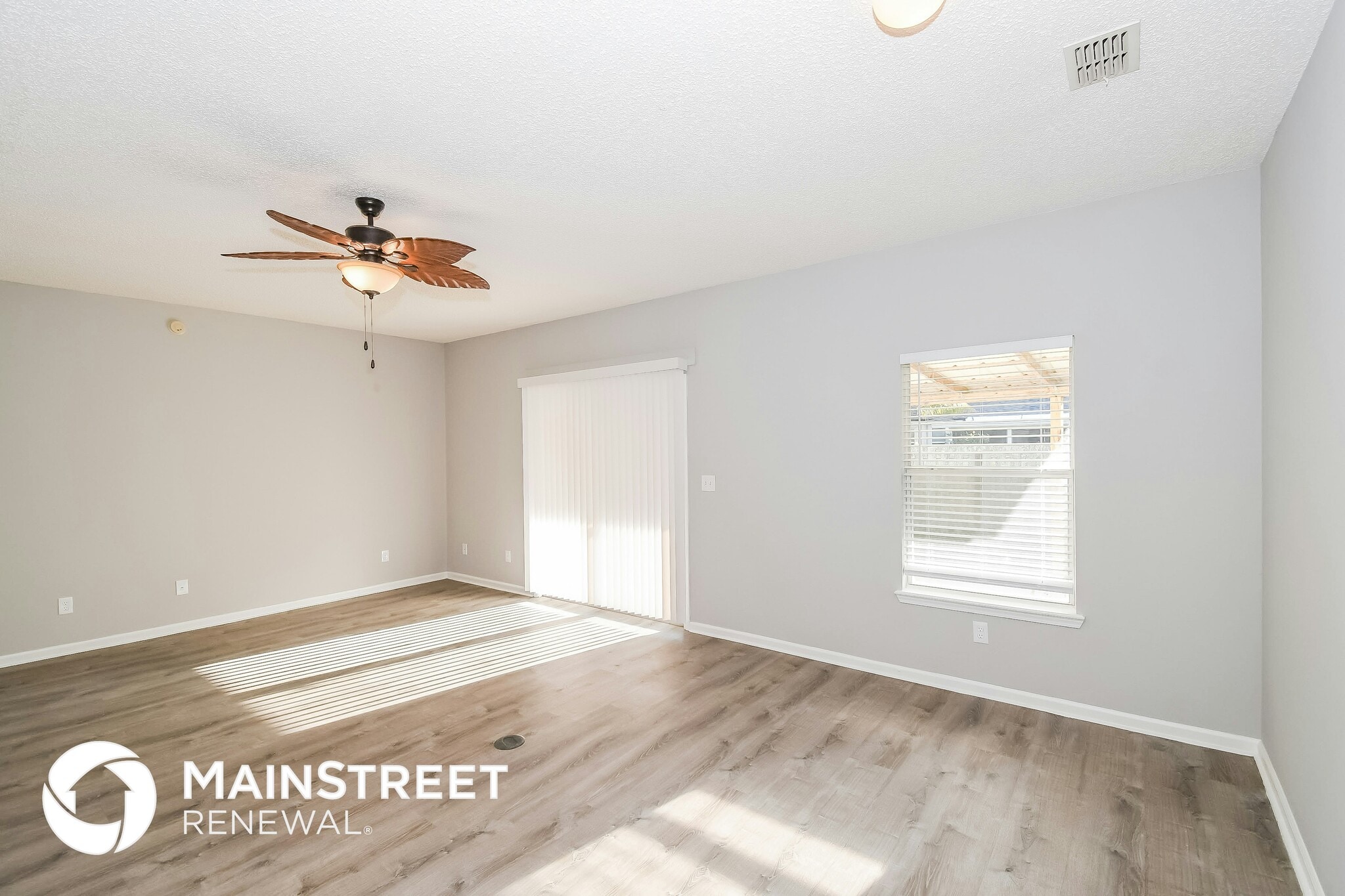 Building Photo - 95142 Twin Oaks Ln