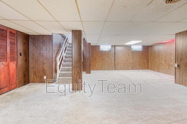 Building Photo - 6819 Elwynne Dr