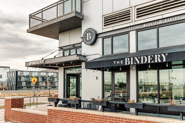 Building Photo - 1441 Central St