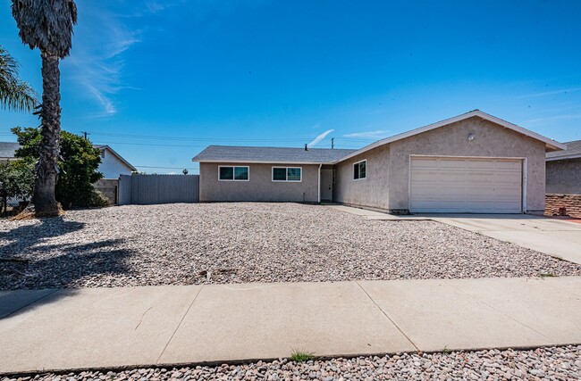 Primary Photo - Modern Renovated 4BR Home in Oceanside – P...