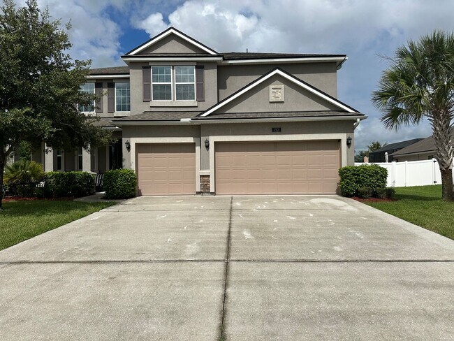 Primary Photo - Large Home at Work Golf Village