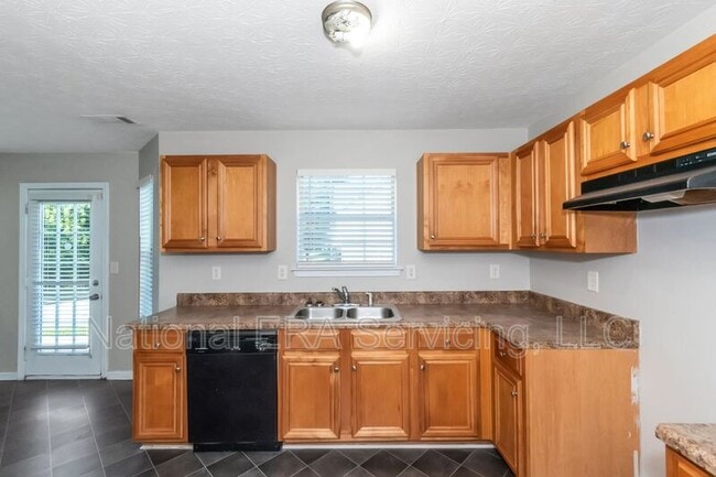 Building Photo - 45 Timberlake Terrace