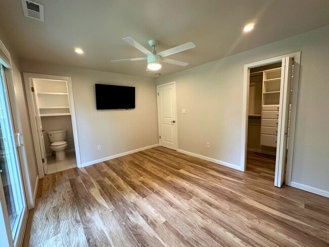 Building Photo - Beautiful Ranch-Style Home in Desirable Sn...