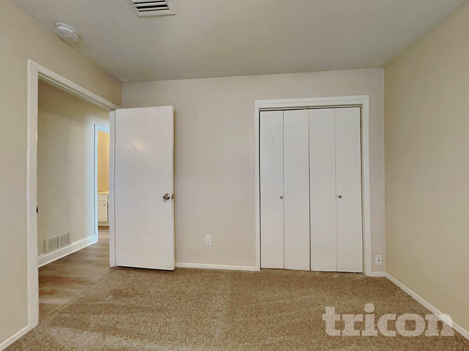 Building Photo - 711 Darnel Ln