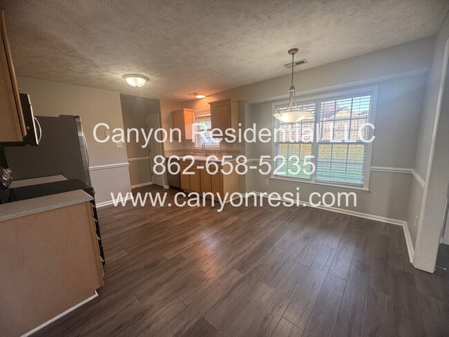 Building Photo - 3117 Winesap Rd
