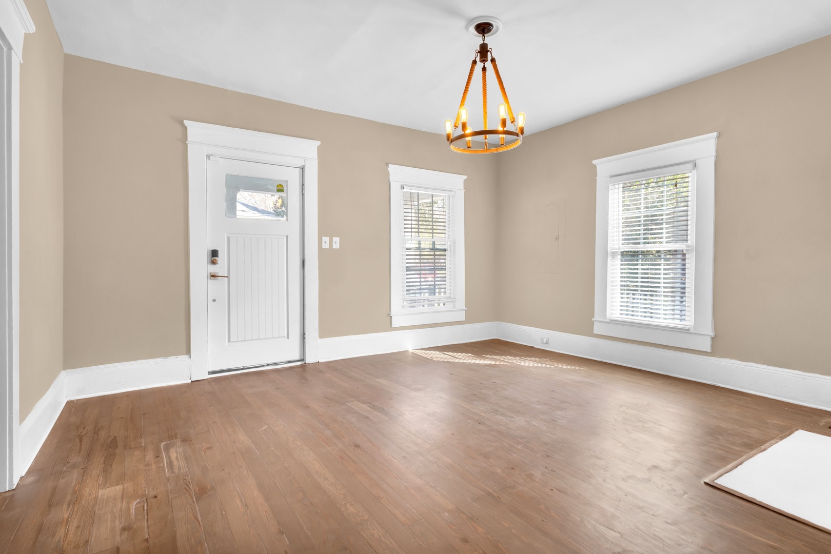 living room - 1050 Tilden St NW