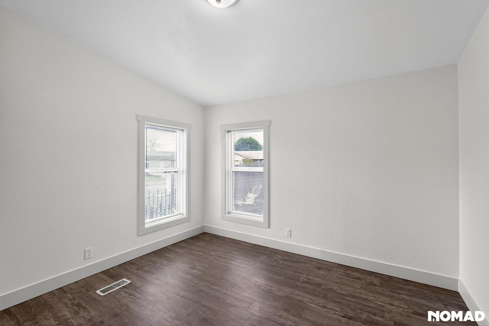 Building Photo - 1325 Bramblewood Ln