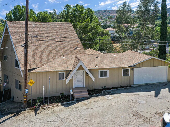 Building Photo - 4236 Ensenada Dr