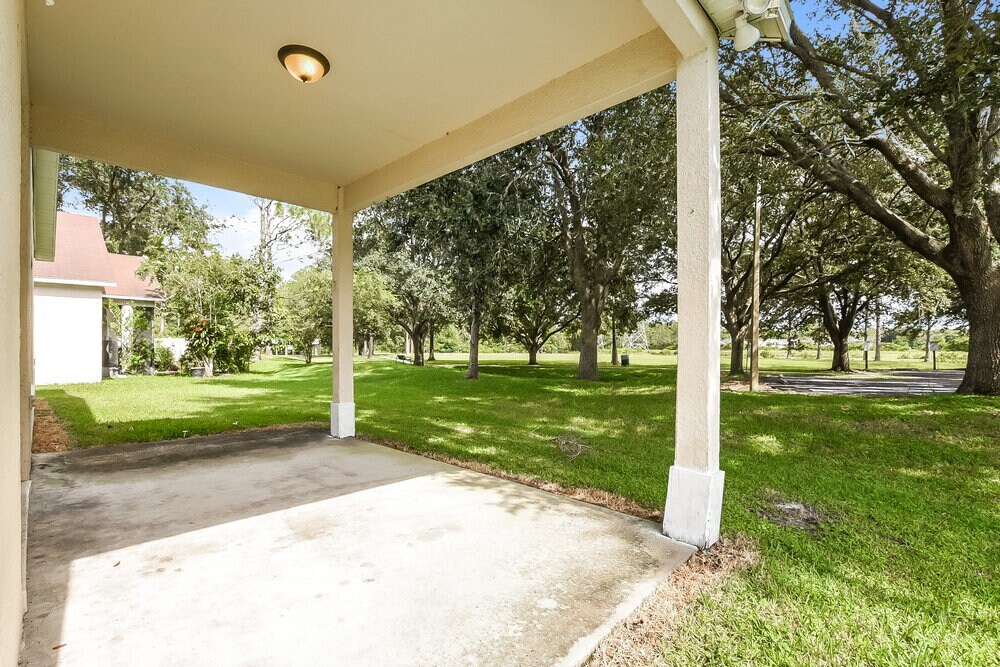 Building Photo - 3337 Bellingham Dr