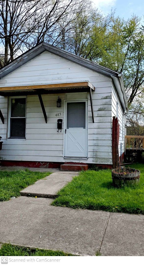 Great 1 bed 1 bath home for rent in Xenia! 485 E 2nd St Xenia OH