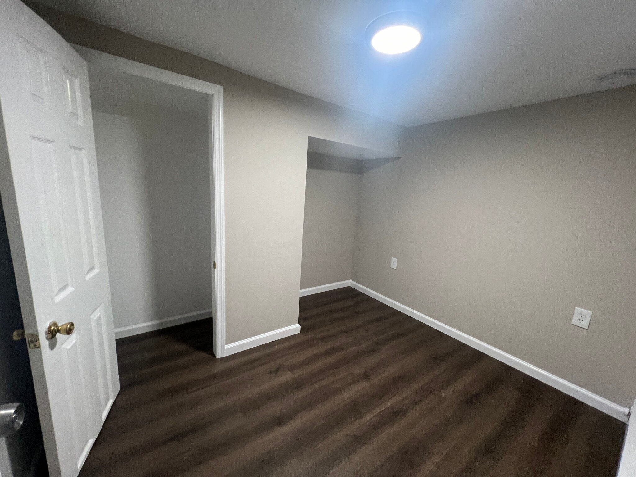 Building Photo - 218 S 11th St