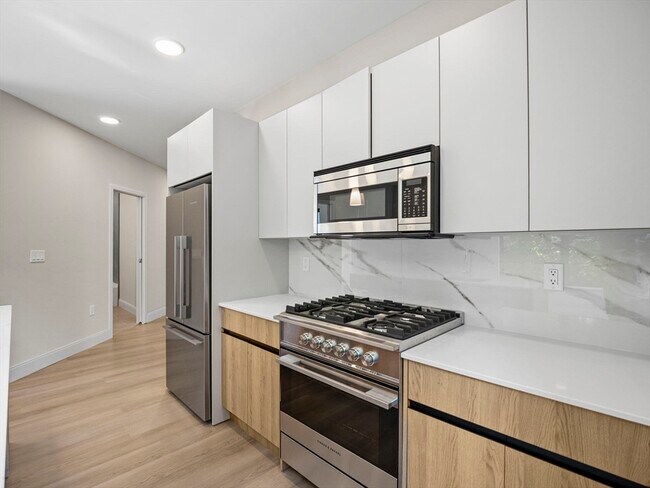 Building Photo - 249 Corey Rd