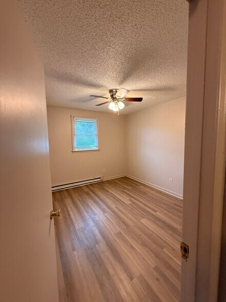 Building Photo - 4159 Dodson Chapel Rd