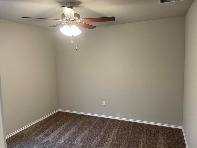 Building Photo - 262 Jaycen Ln