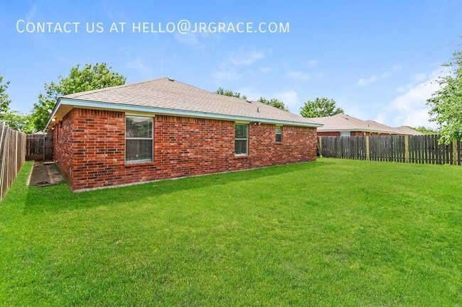 Building Photo - 136 Stewart Bend Ct