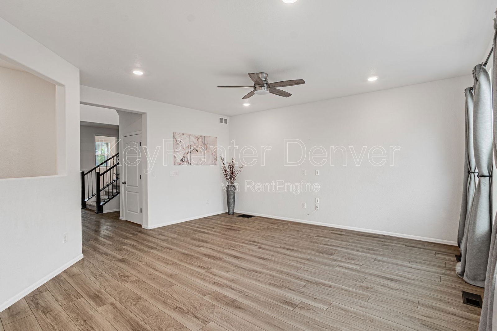 Building Photo - 9469 Rifle St
