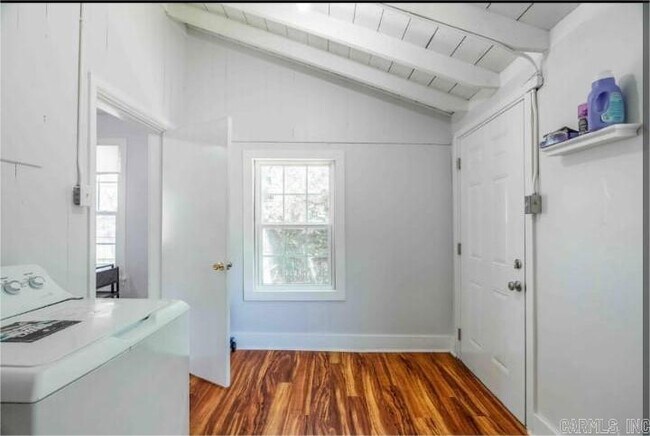 Building Photo - 5600 C St