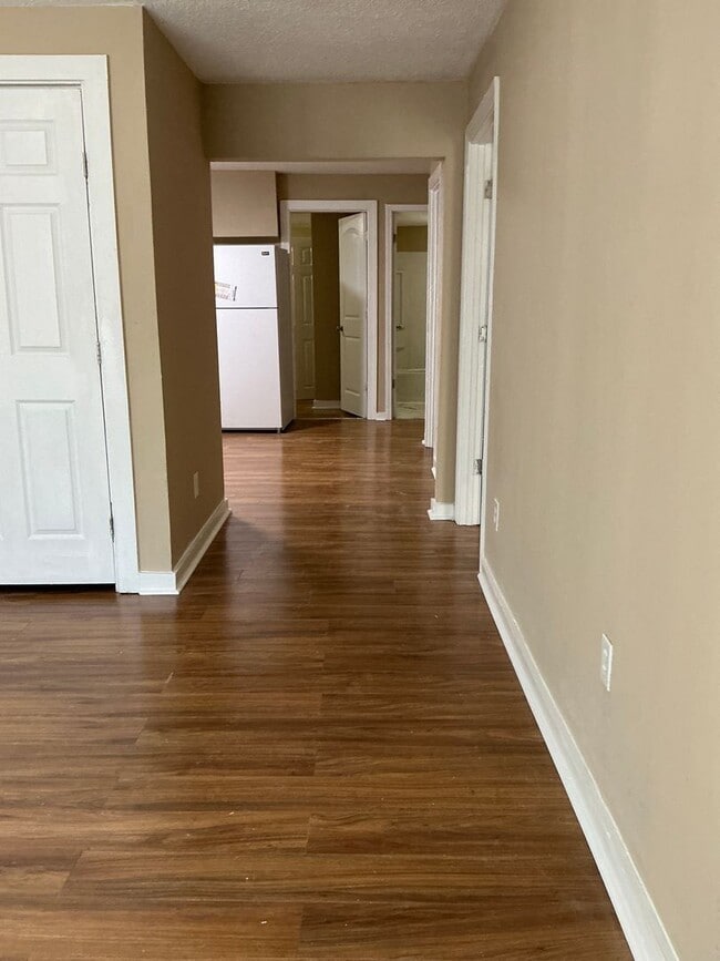 Building Photo - Section 8 Approved
