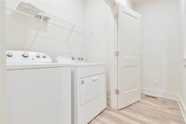 Building Photo - 262 Dilbeck Cir