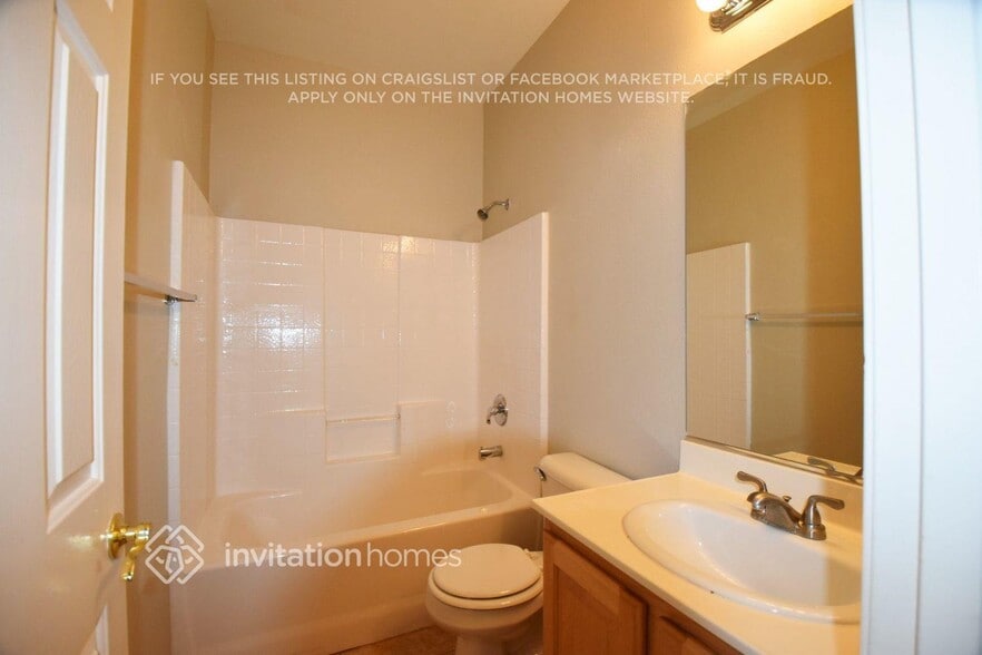 Building Photo - 6108 Golden Harmony St