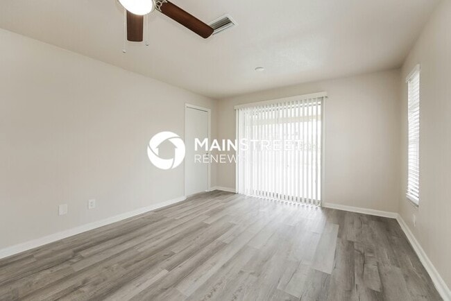 Building Photo - 3 Bedroom Pet-Friendly Home in CAPE CORAL, FL with Main Street Renewal