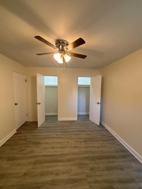 Building Photo - 14605 Des Plaines St