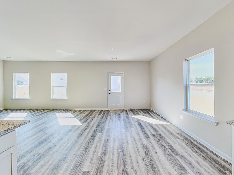 Building Photo - 700 Plant Rd