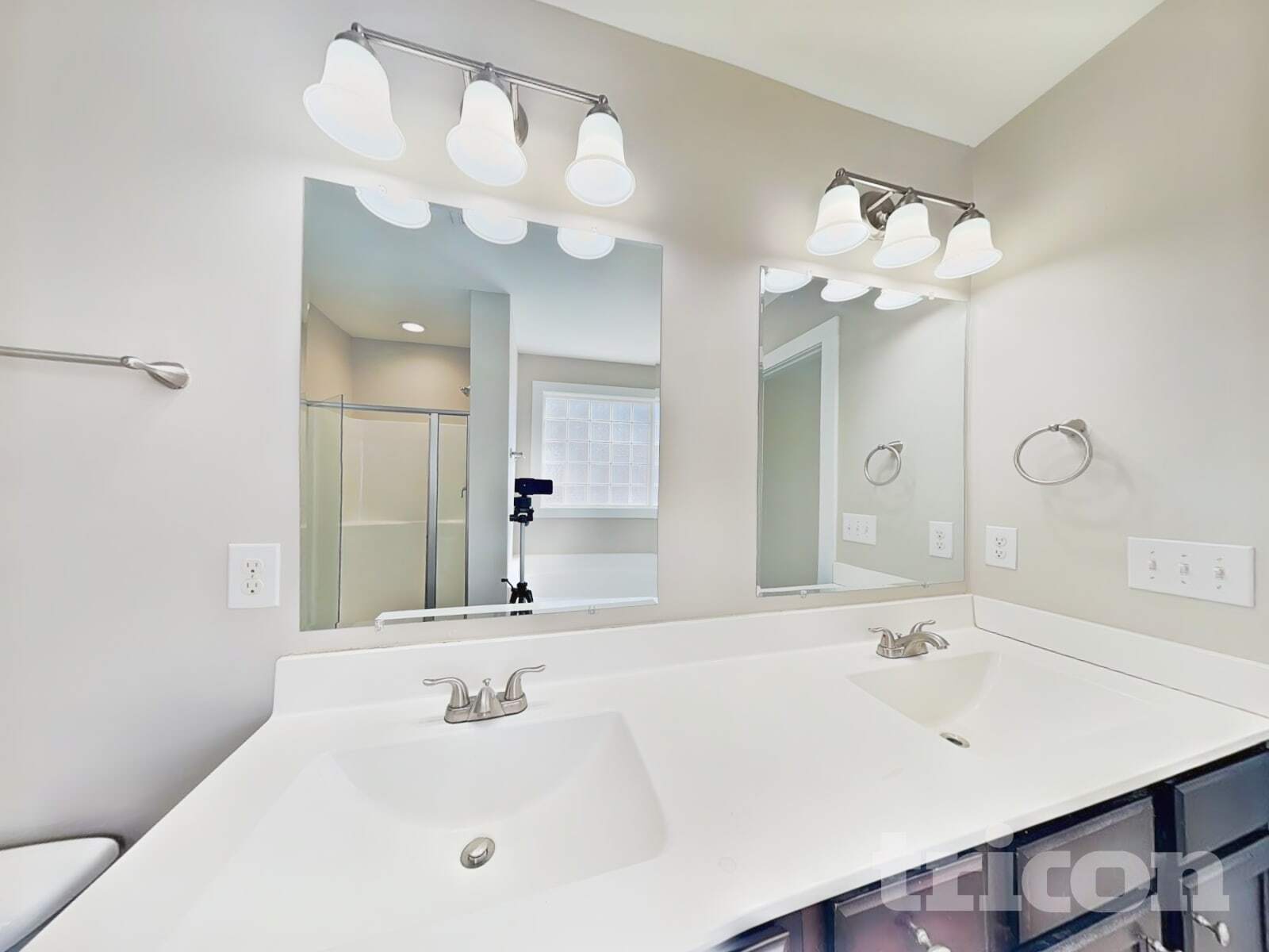 Building Photo - 8 Golden Crk Trl