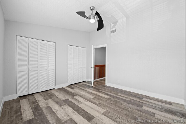 Building Photo - 4221 SW 71st Ter