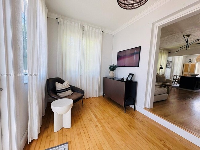 Building Photo - 11 Veragua Ave