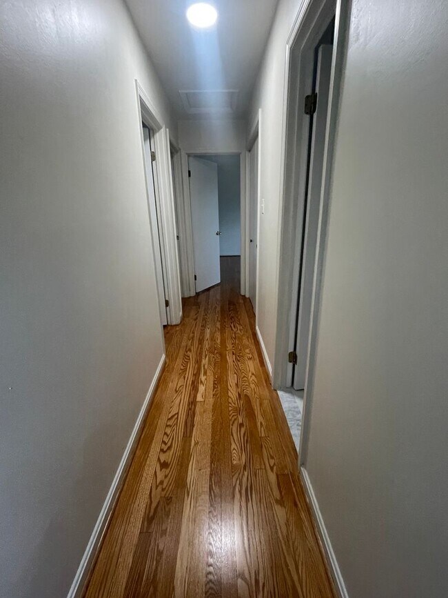 Building Photo - Single Family in Silver Spring
