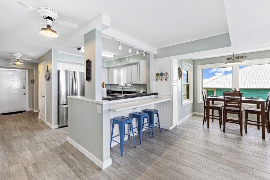 Building Photo - 1516 Sandpiper Ln