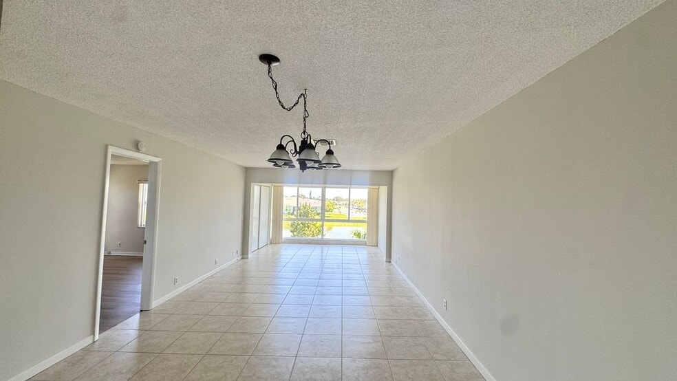 Building Photo - 5908 Via Delray Blvd