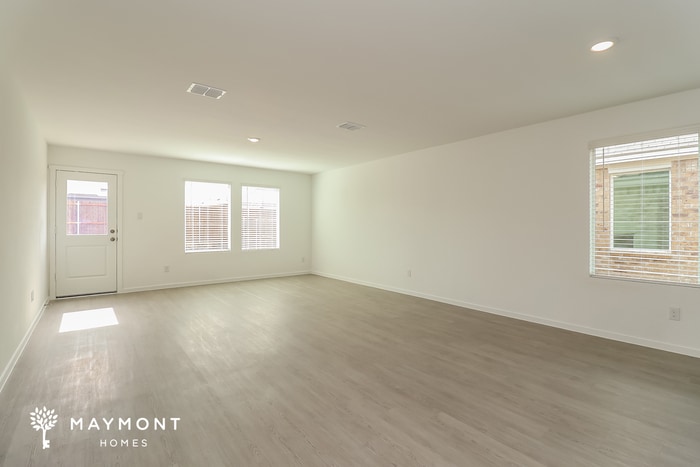 Building Photo - 1071 Neyland Dr