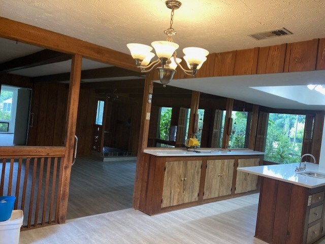 Building Photo - 1750 Braxton Bragg Ln