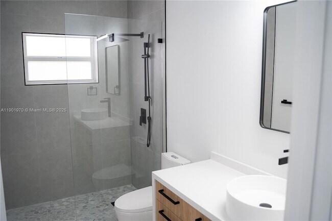 Building Photo - 10996 NW 58th Terrace